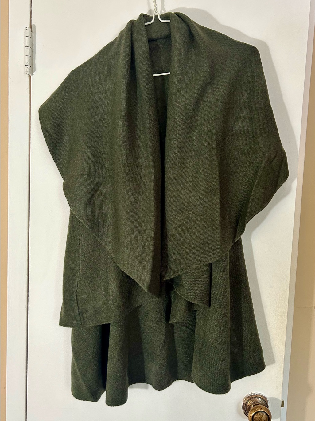 Lou Lou, Look Open-Front Olive Green Knit Vest Shawl One Size, New With Tags Nwt — image 3 of 8